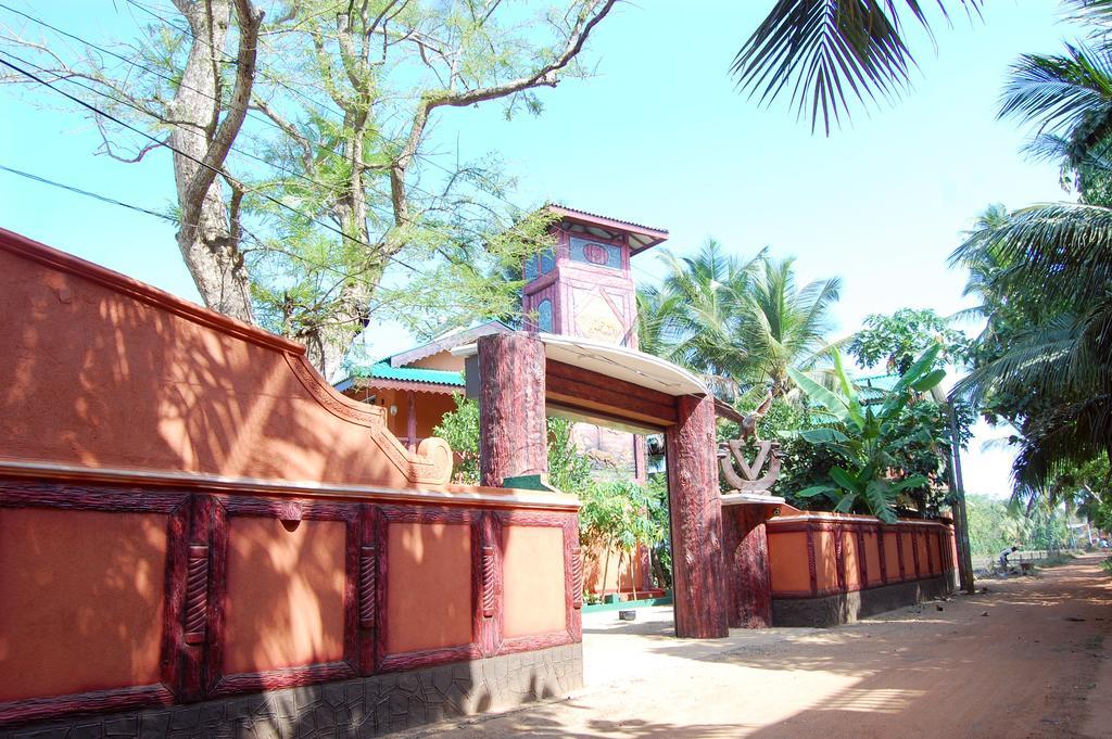 V Cabanas & Yala Safari Place Tissamaharama Exterior foto